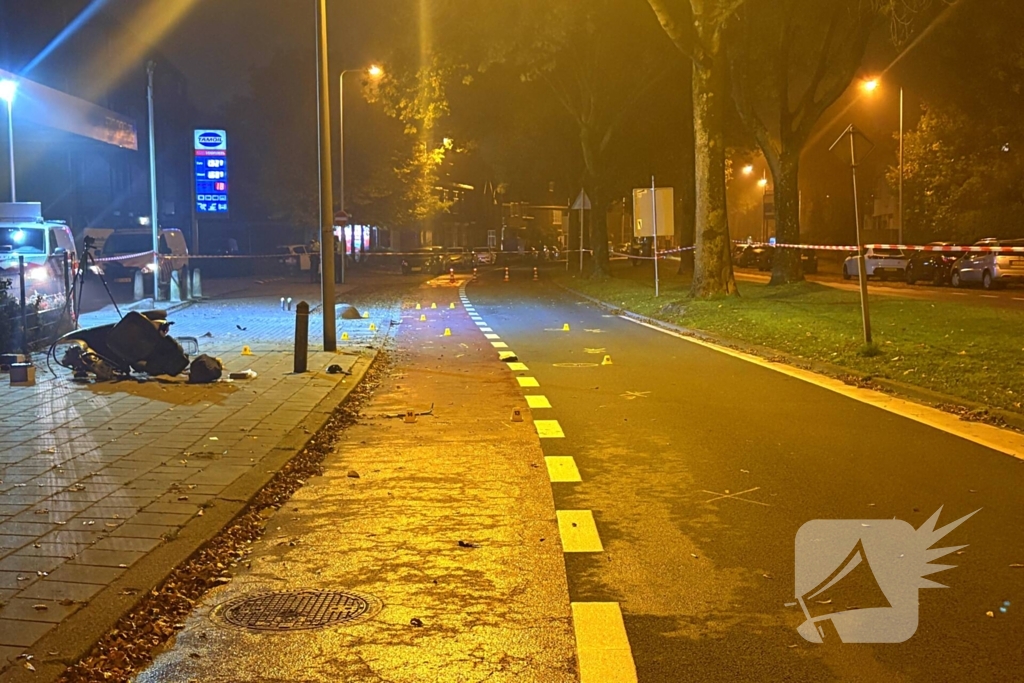 Bestuurder laat zwaargewonde scootmobieler achter