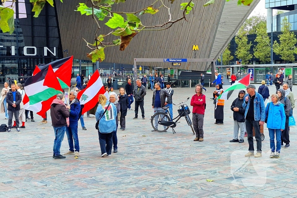 Grote opkomst bij demonstratie Centraal Station