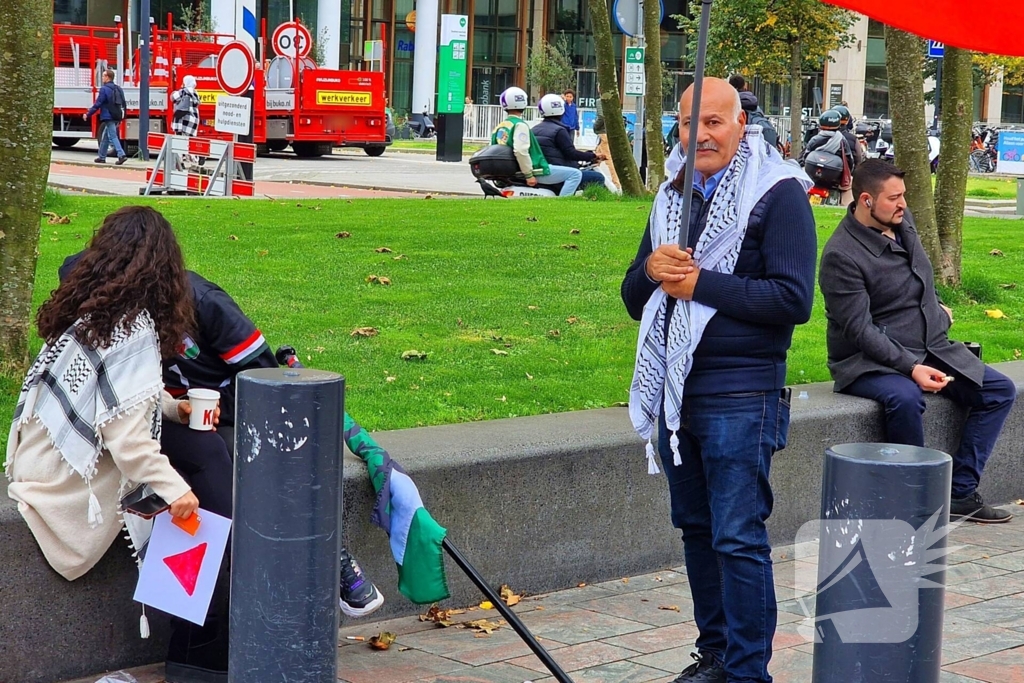 Grote opkomst bij demonstratie Centraal Station