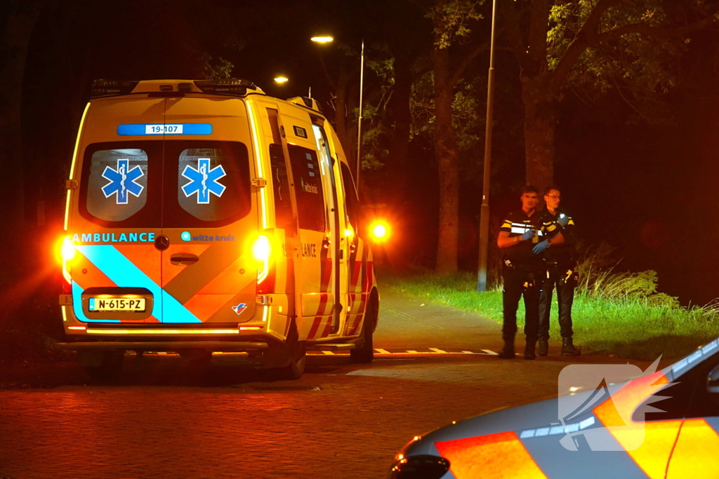 Politie treft gewonden en messen na steekpartij