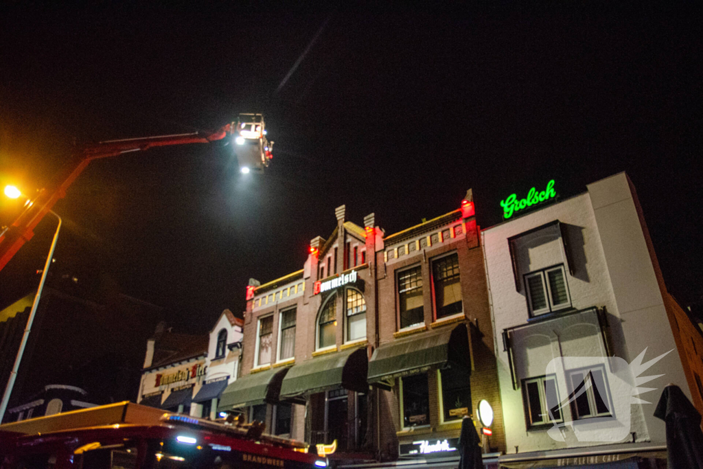 Brand in woning boven café