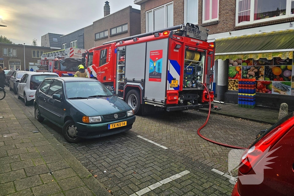 Brandweer forceert deur supermarkt