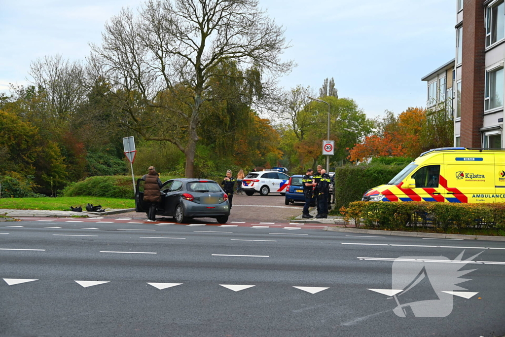 Scooterrijder gewond na ongeval met afslaande auto