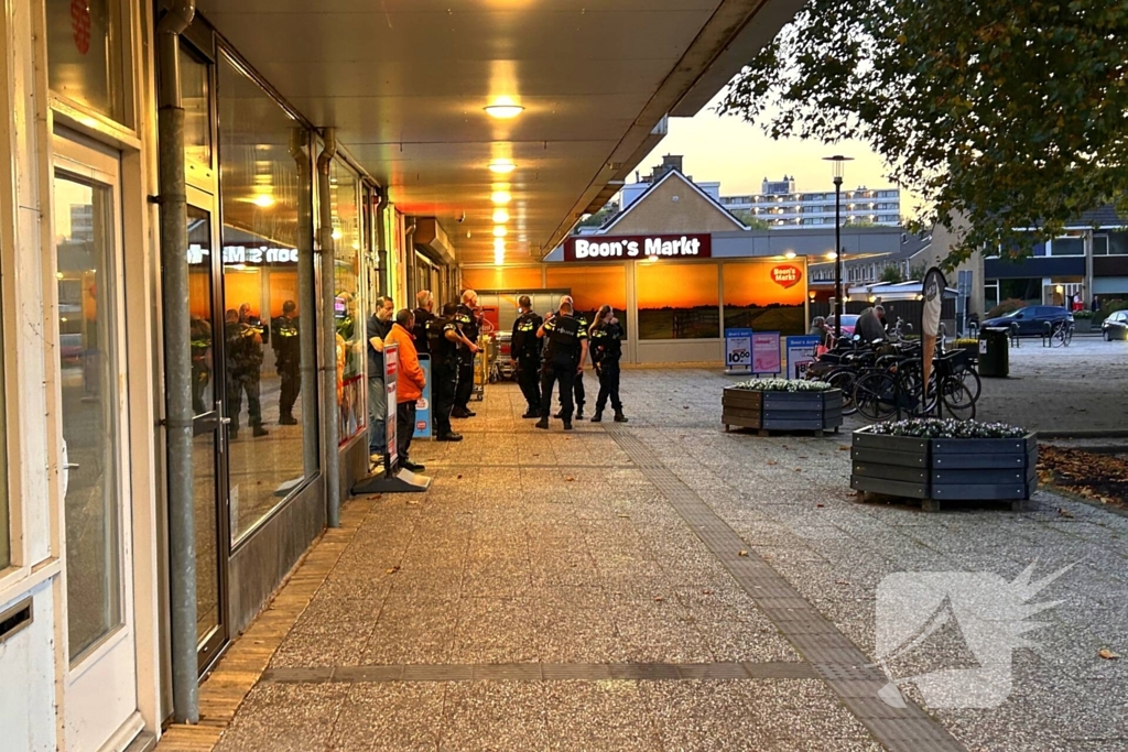 Politie houdt zoekactie op de grond en vanuit de lucht