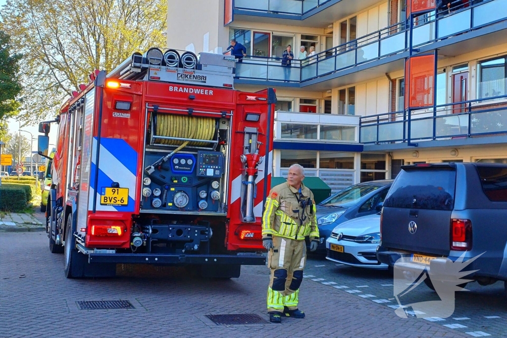 Vetpan zorgt voor brandmelding in flatwoning