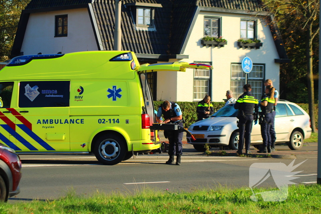 Fietser gewond bij botsing met auto