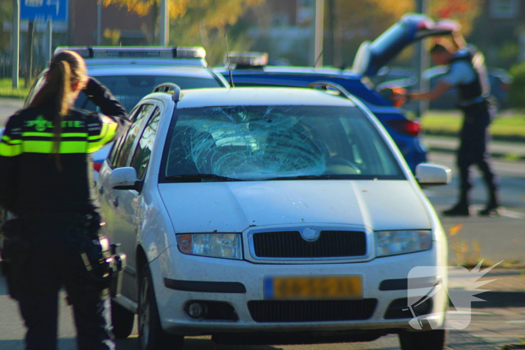 Fietser gewond bij botsing met auto