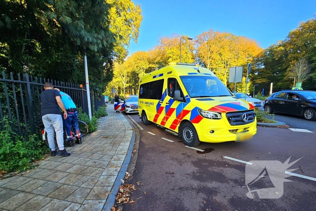 Wederom fietser aangereden op rotonde door automobilist