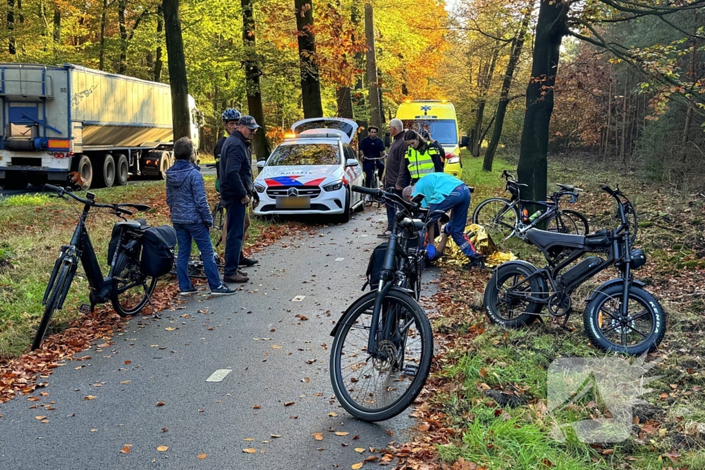 Fatbiker en wielrenner botsen frontaal op elkaar