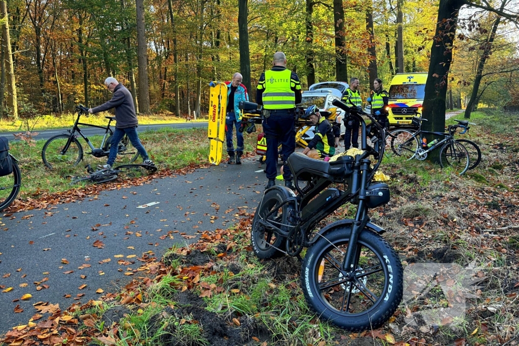 Fatbiker en wielrenner botsen frontaal op elkaar