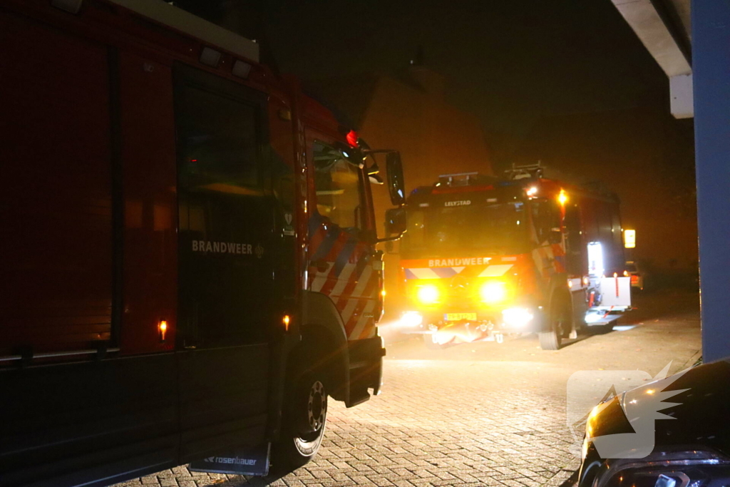 Woningen ontruimd door brand in parkeergarage