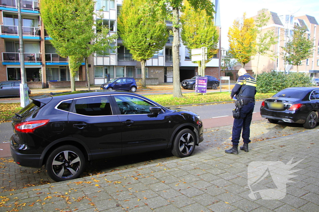 Fietser ten val na botsing met auto