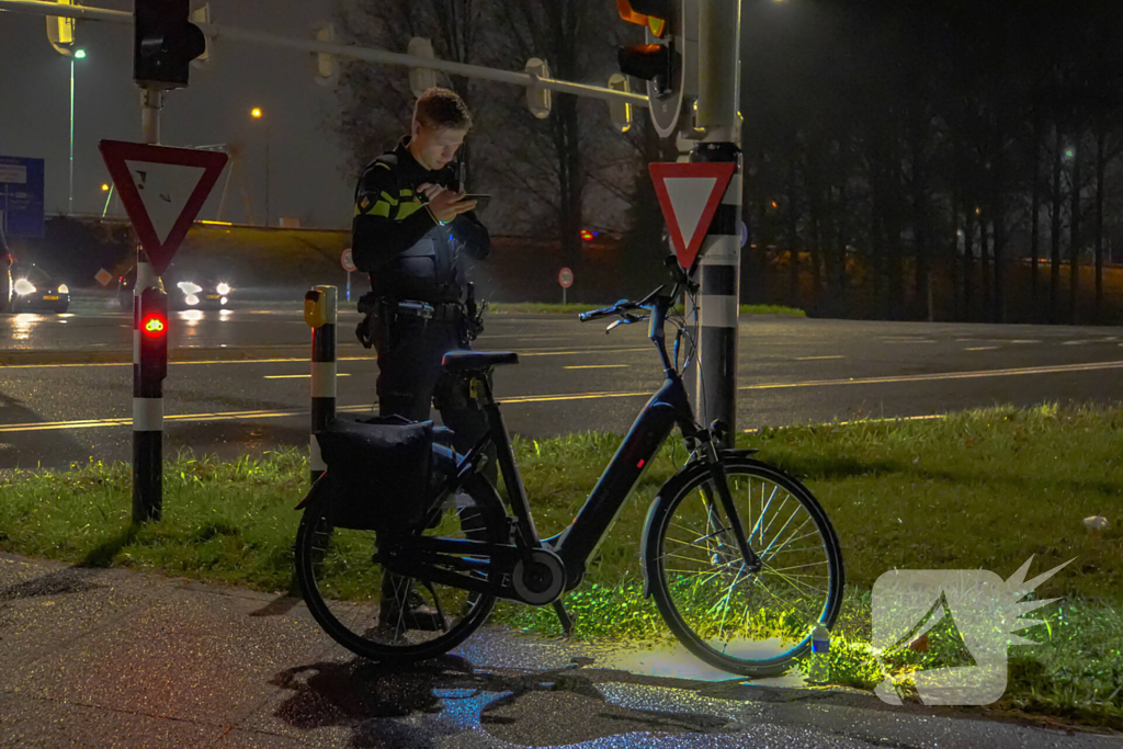 Fietser gewond aan gezicht na aanrijding