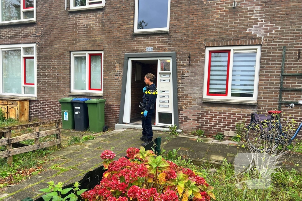 Smeltend plastic zet brandalarm in gang