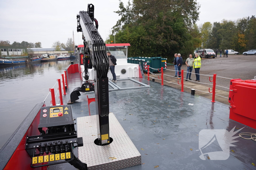 Provincie neemt nieuwe werkschip in gebruik