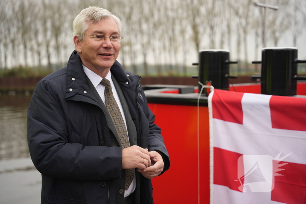 Provincie neemt nieuwe werkschip in gebruik