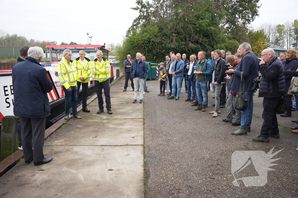 Provincie neemt nieuwe werkschip in gebruik