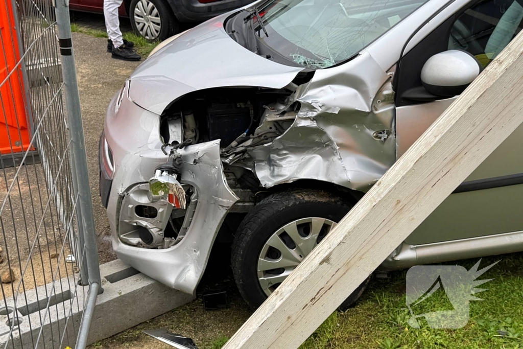 Twee personenwagens betrokken bij verkeersongeval