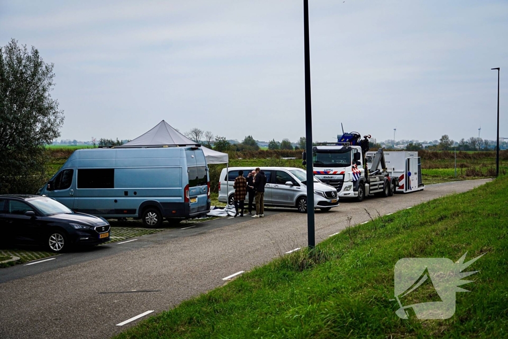 Overleden persoon aangetroffen in geparkeerde camper