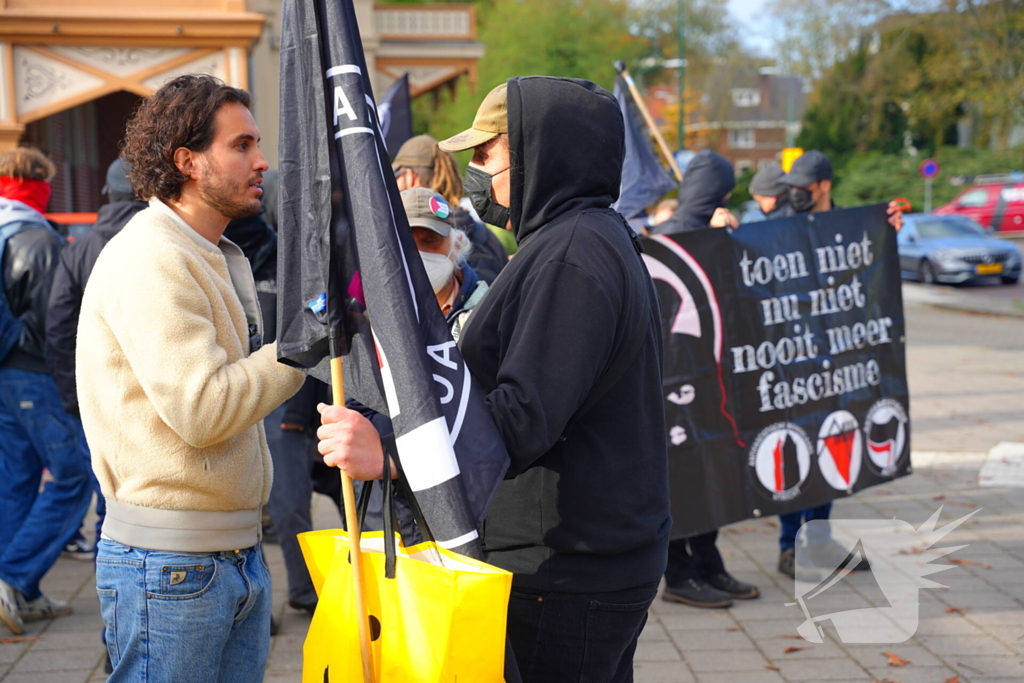 Vlagdiscussie escaleert tot protest