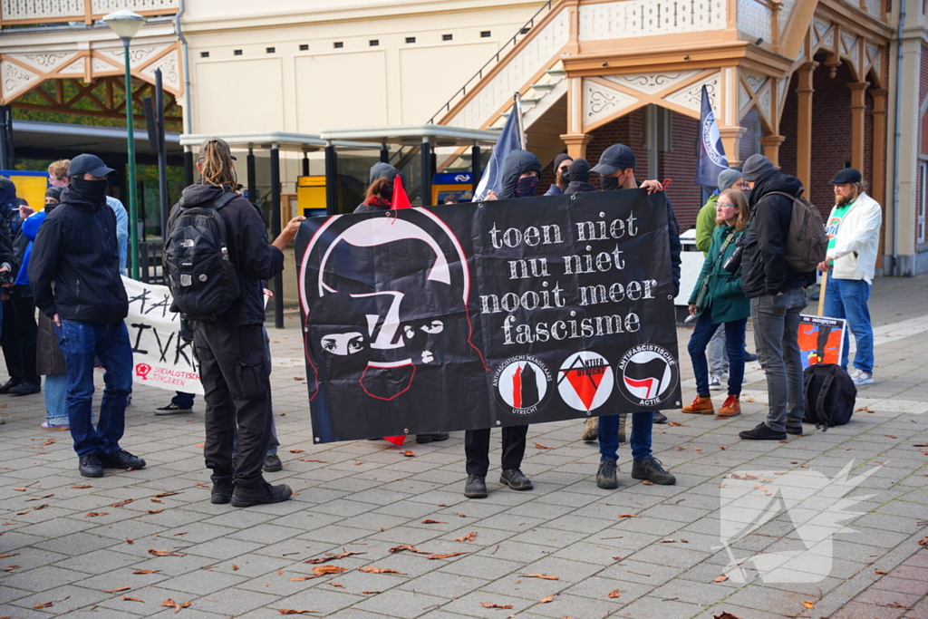 Vlagdiscussie escaleert tot protest