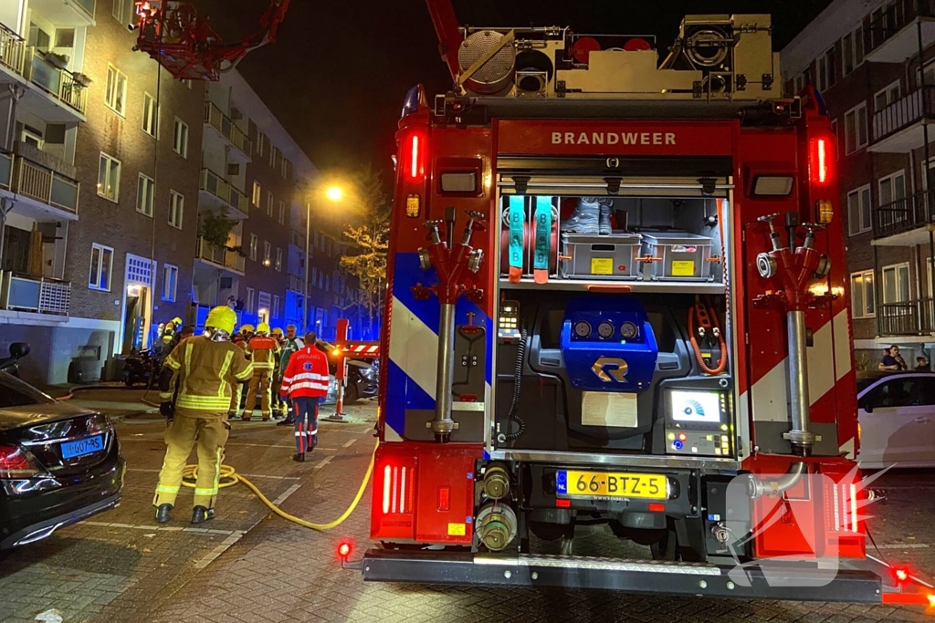 Veel rookontwikkeling bij brand in flatwoning