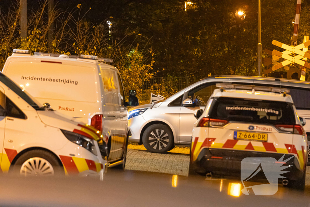 Persoon overleden na aanrijding met trein