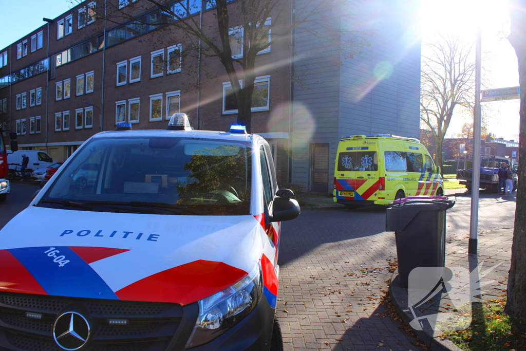 Bewoner loopt brandwonden op bij vlam in de pan