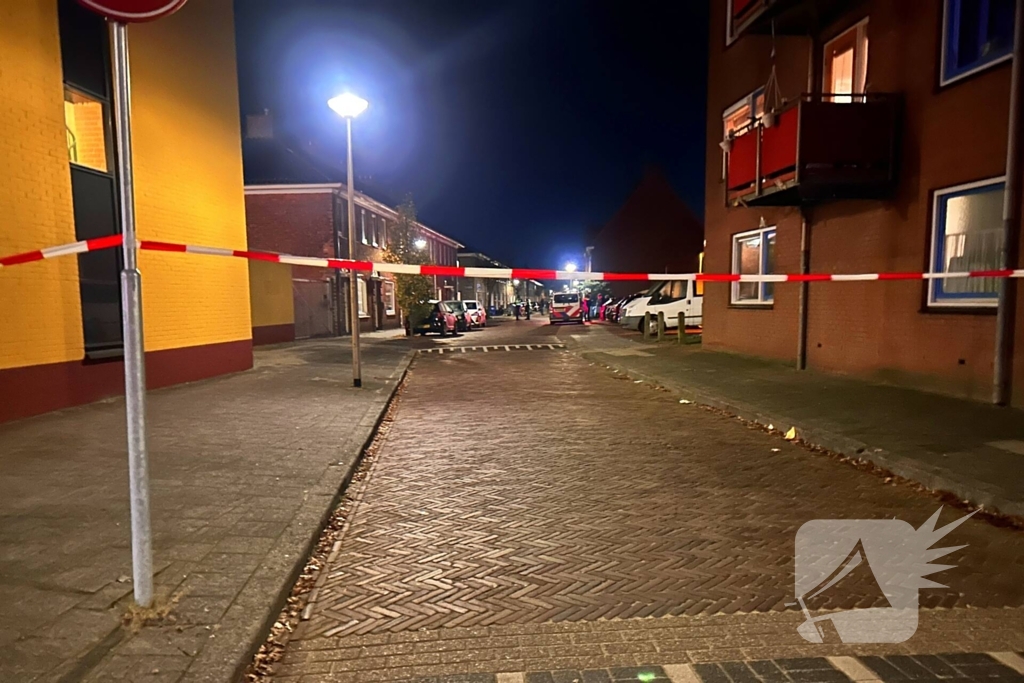 Straat afgesloten na steekincident