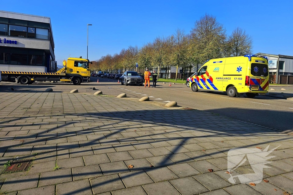 Gewonde bij aanrijding tussen twee voertuigen