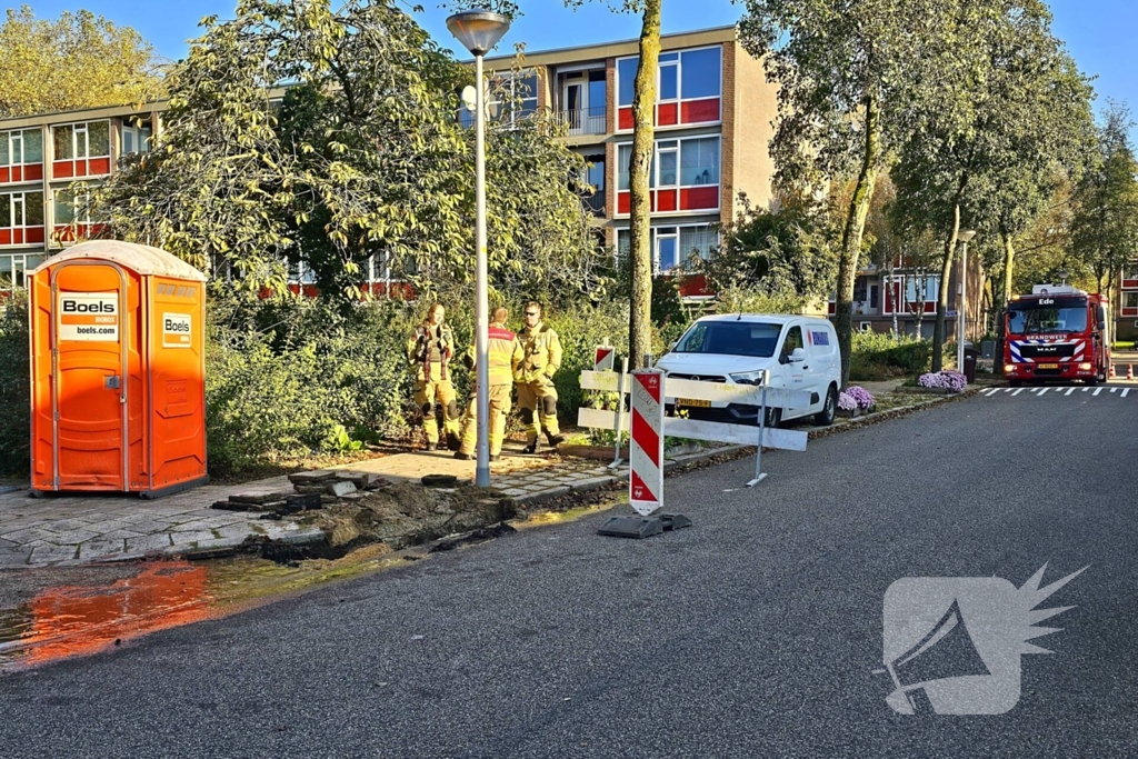 Gasleiding geraakt tijdens zaagwerkzaamheden in wegdek