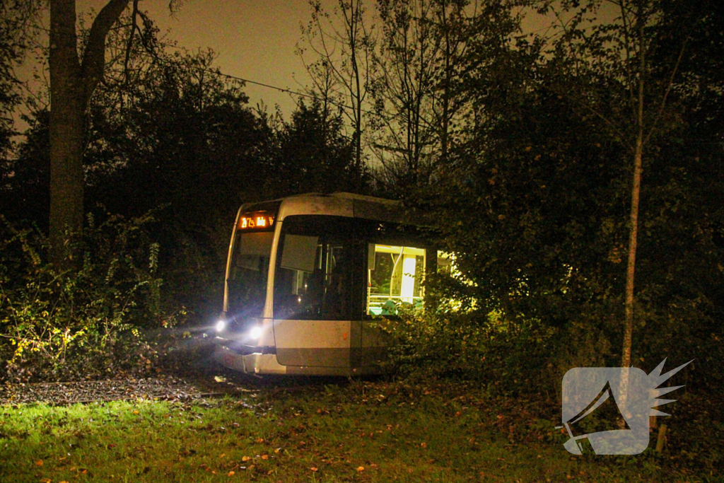 Tram beschadigd na aanrijding