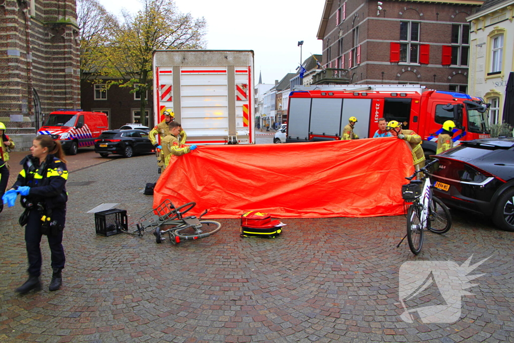 Meisje ernstig gewond bij aanrijding, traumateam opgeroepen