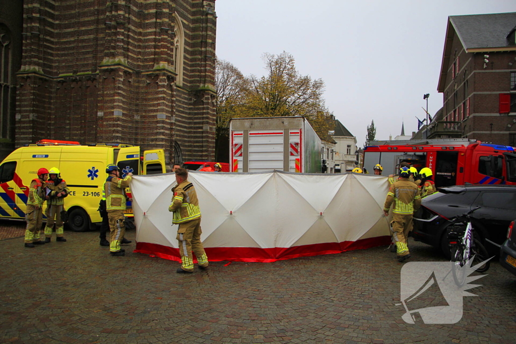 Meisje ernstig gewond bij aanrijding, traumateam opgeroepen