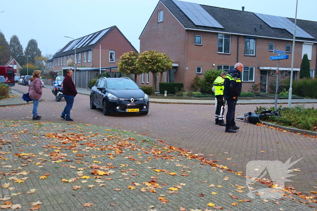 Fietser gewond bij botsing met auto