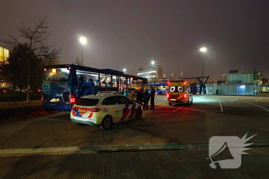 Meerdere personen in lijnbus gecontroleerd