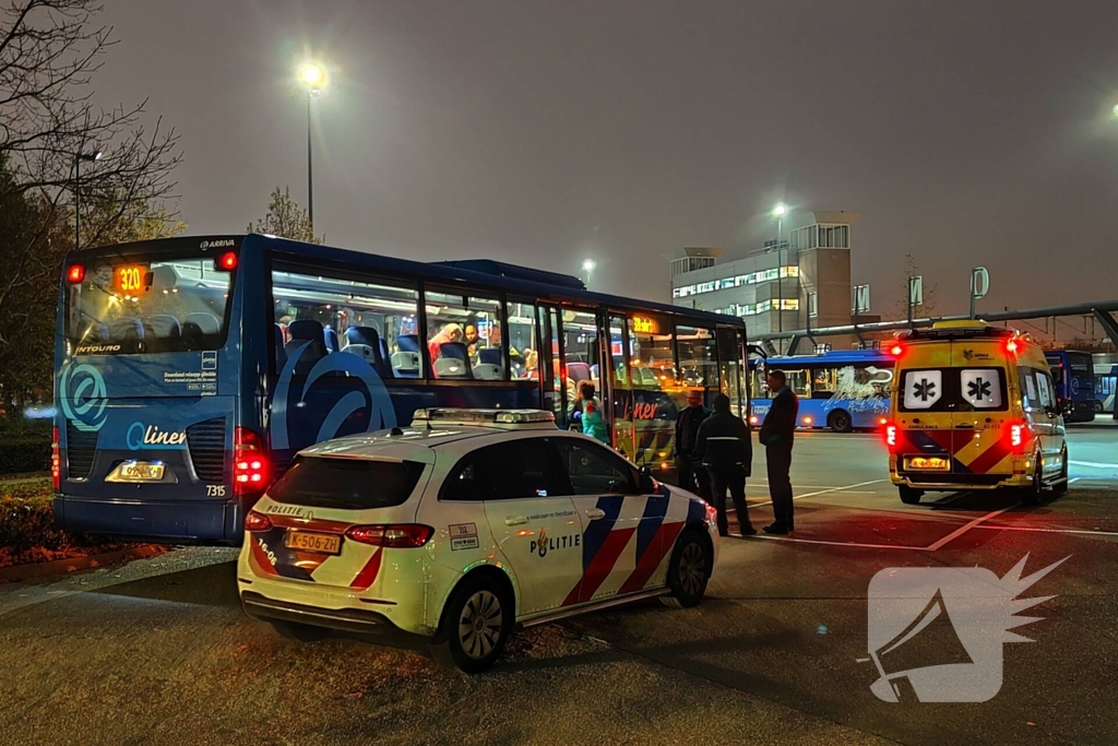 Meerdere personen in lijnbus gecontroleerd