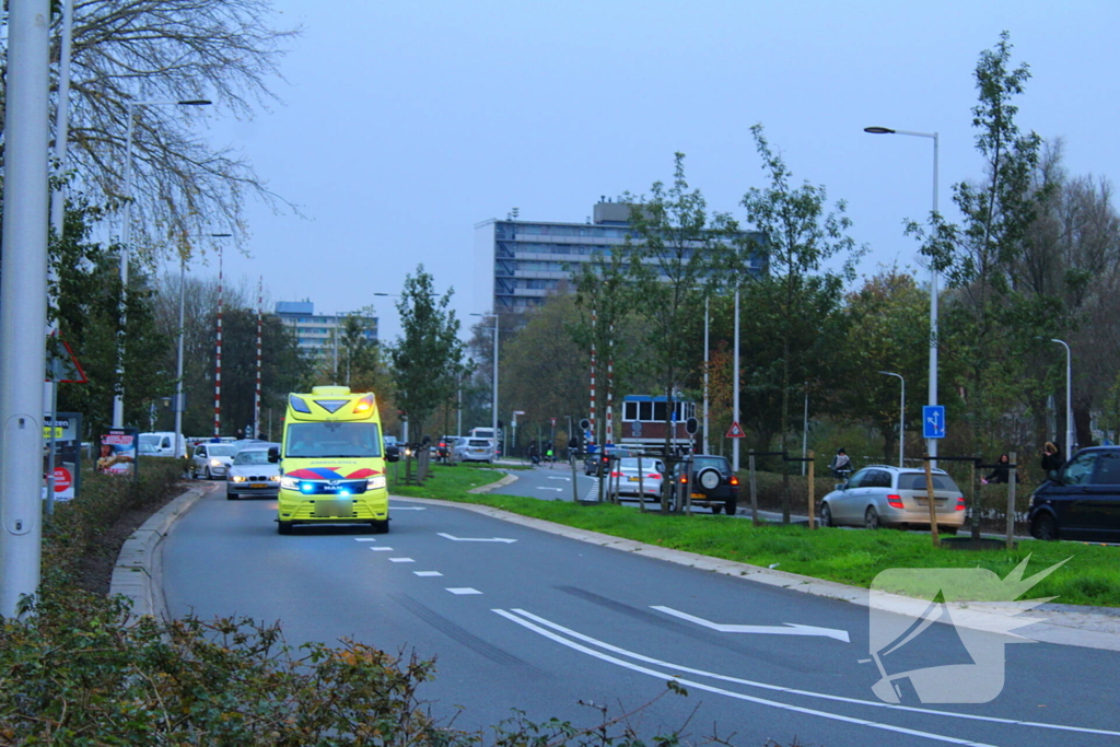 Traumateam ingezet voor medische noodsituatie in portiekwoning