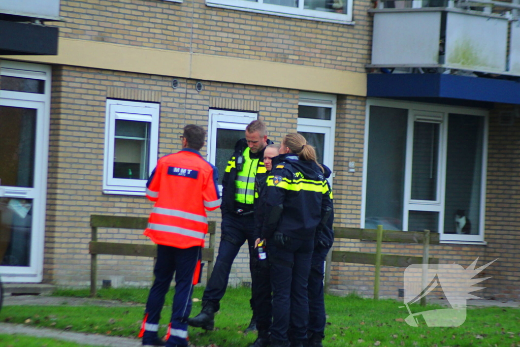 Traumateam ingezet voor medische noodsituatie in portiekwoning