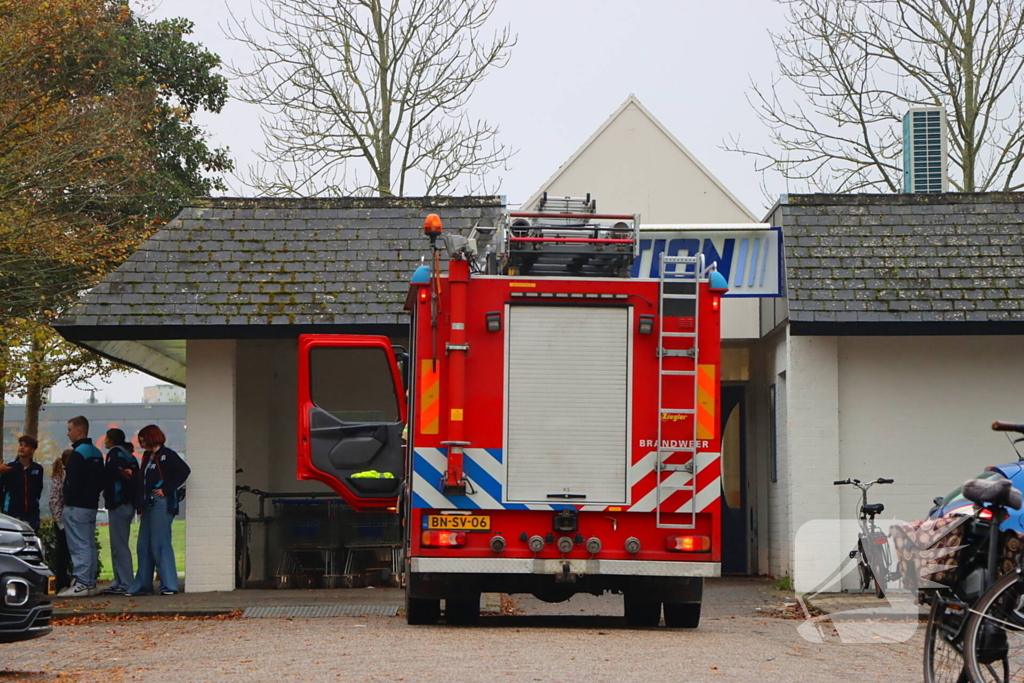 Winkel ontruimd na melding van gaslucht