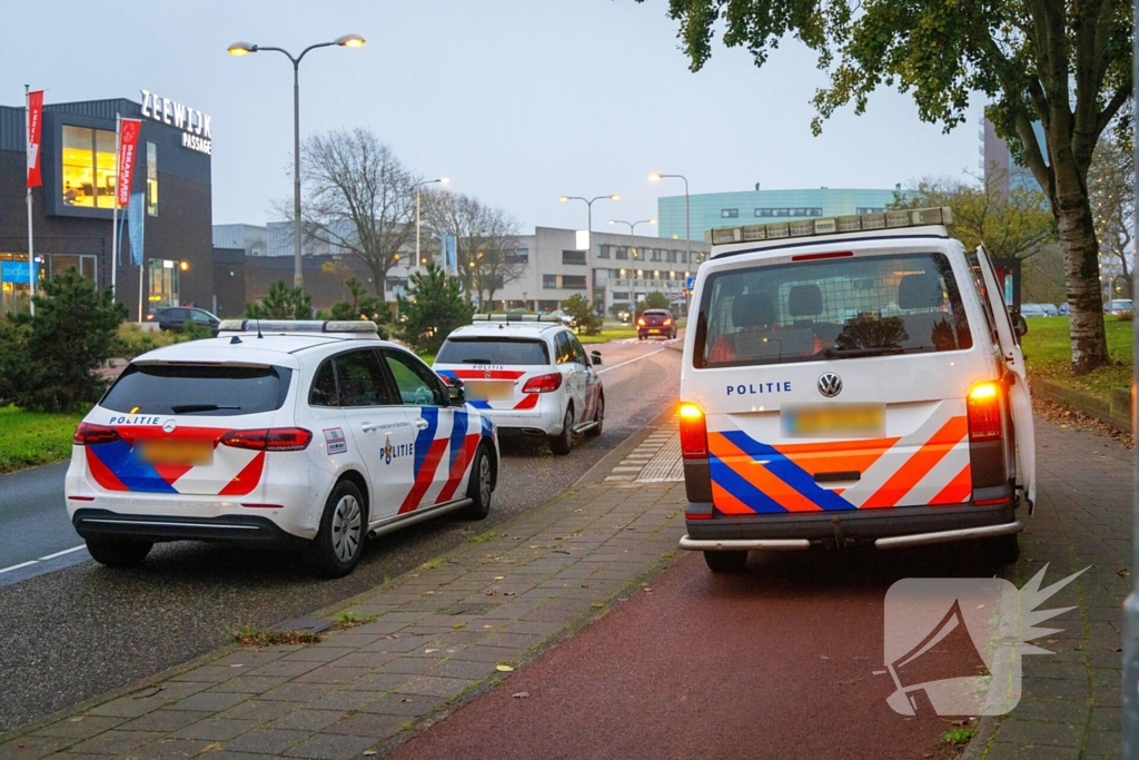 Brommerrijder vlucht na aanrijding