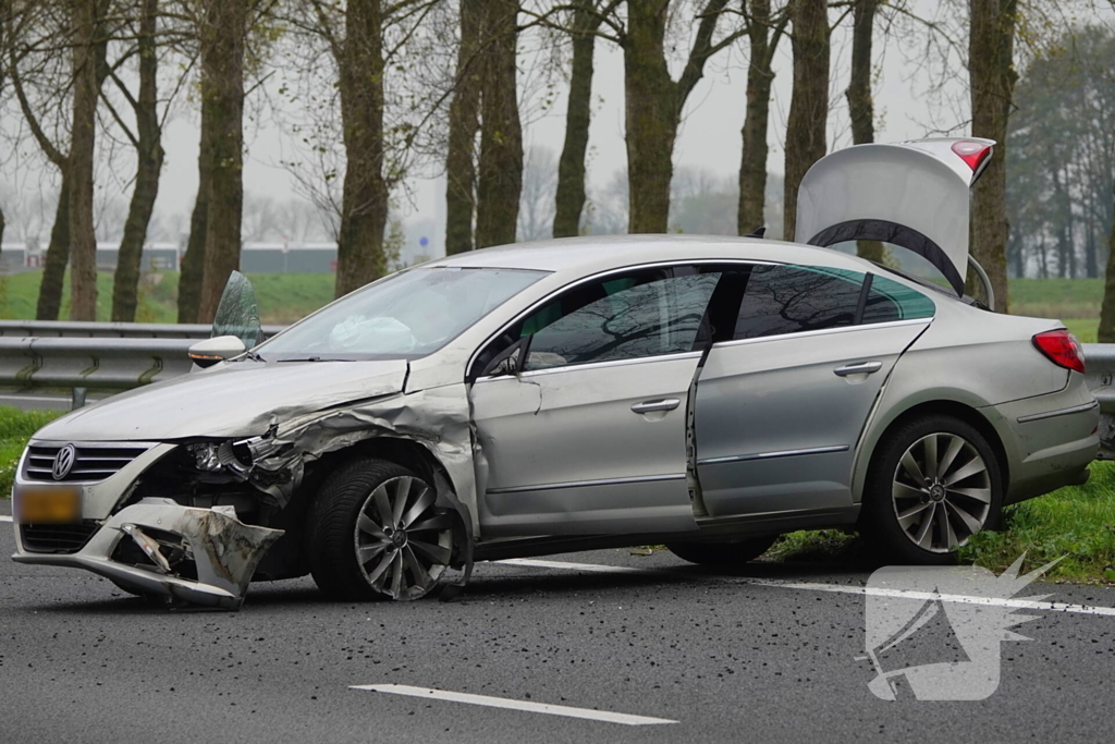 Meerdere gewonden bij ongeval tussen twee voertuigen