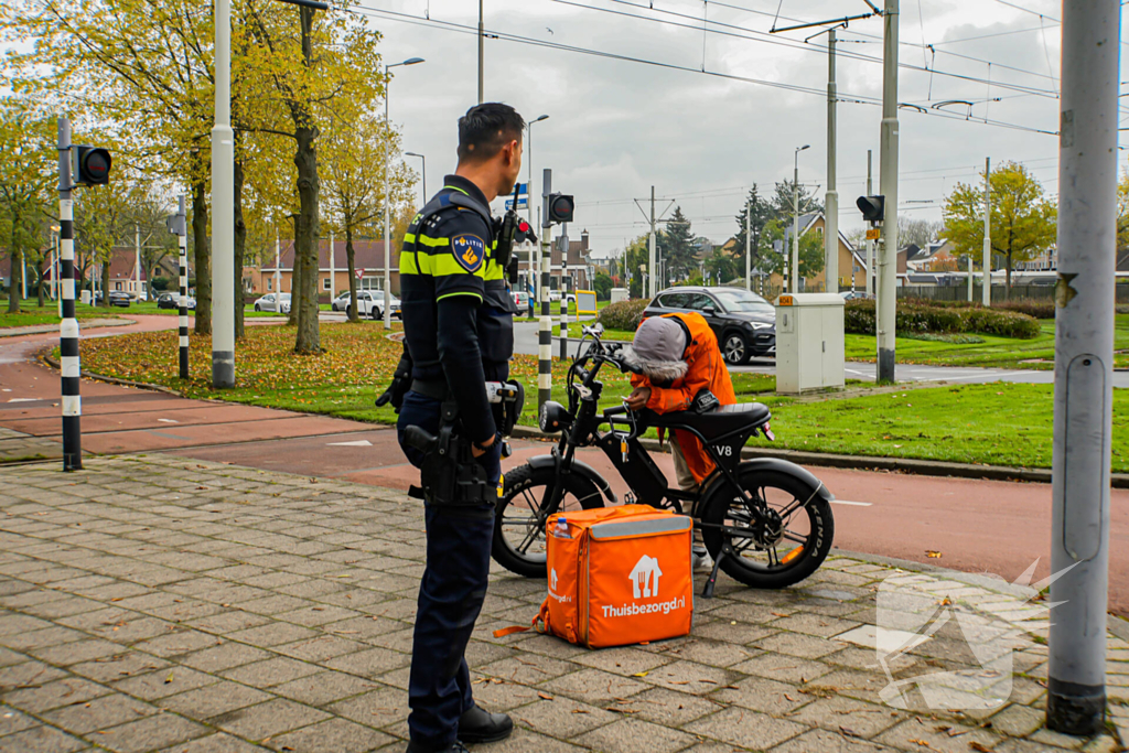 Bezorger op fatbike aangereden door automobilist