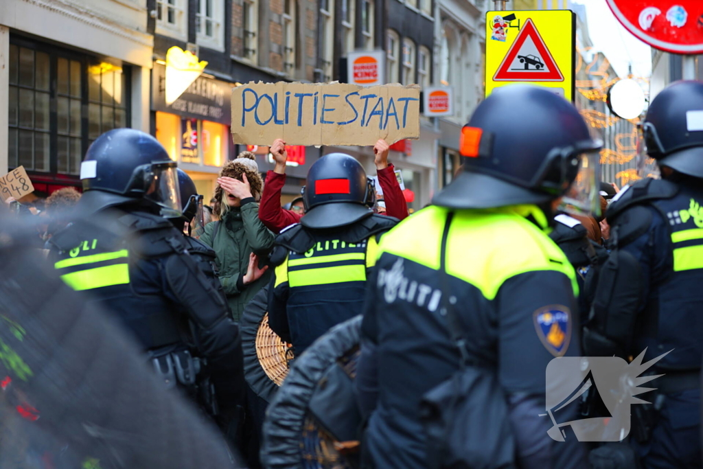 Politie grijpt in bij verboden demonstratie