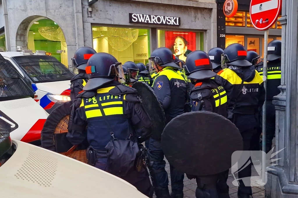 Politie grijpt in bij verboden demonstratie