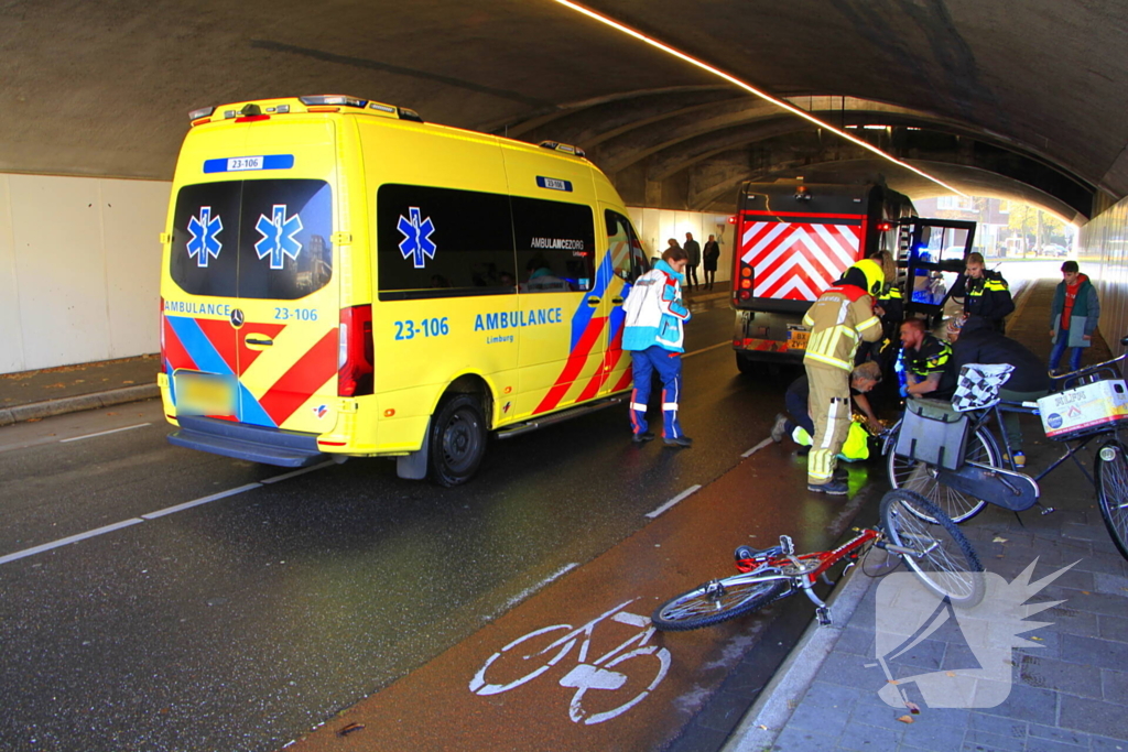 Fietser aangereden door veegwagen