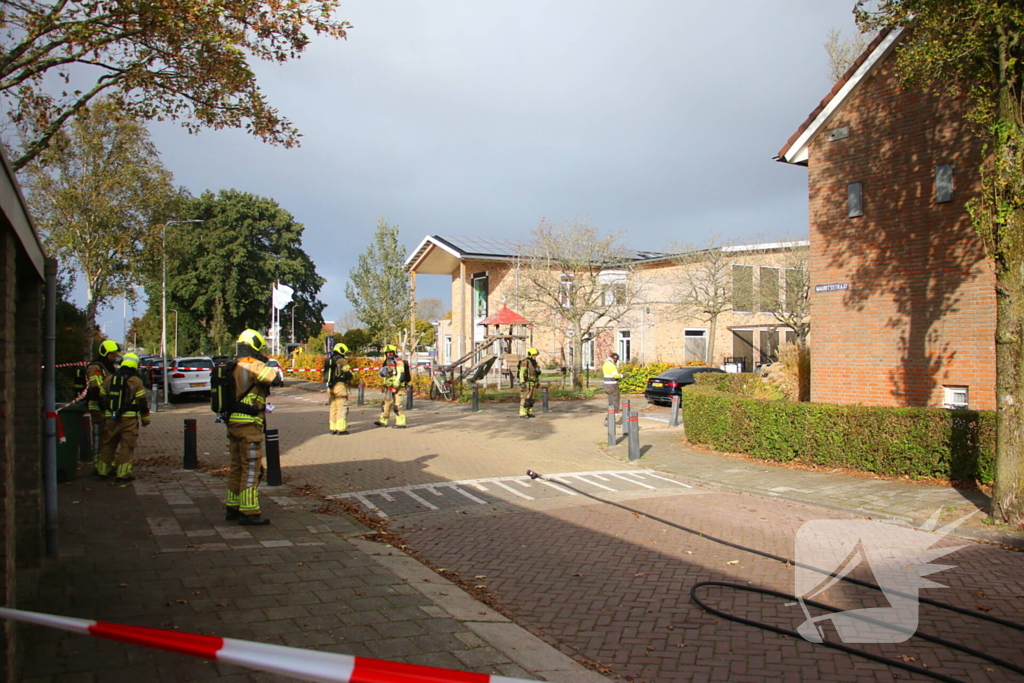 Gasleiding beschadigd na botsing met paaltje