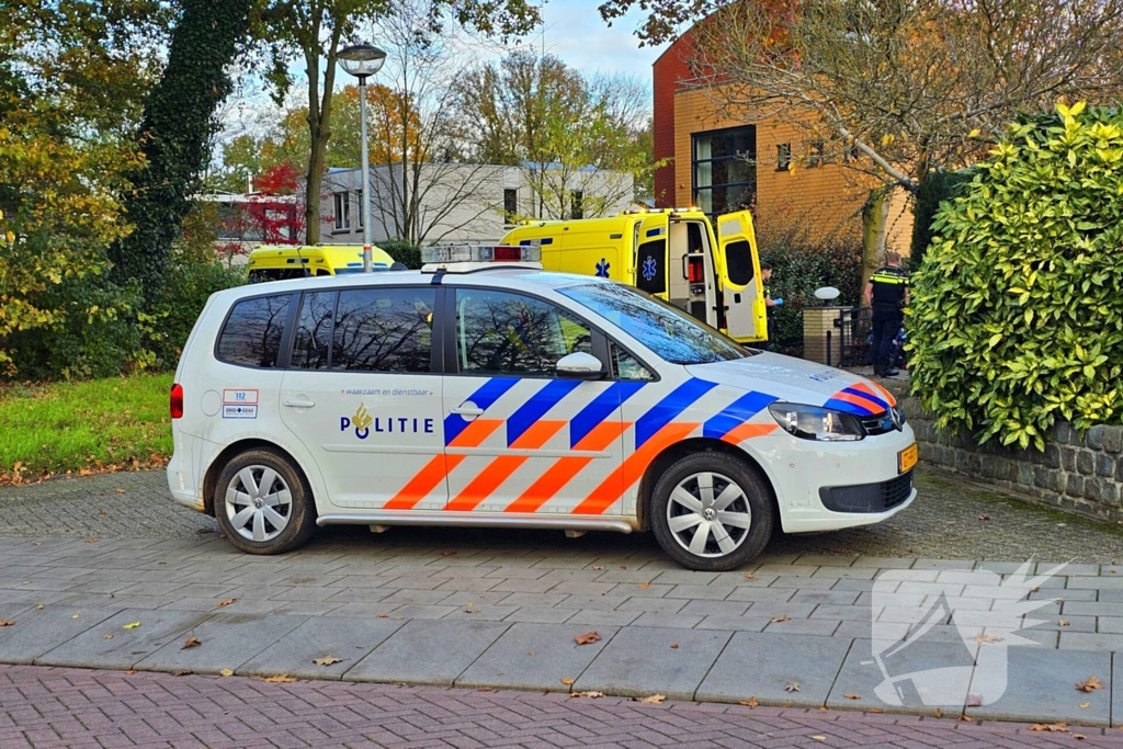 Brandweer assisteert bij medisch incident op straat