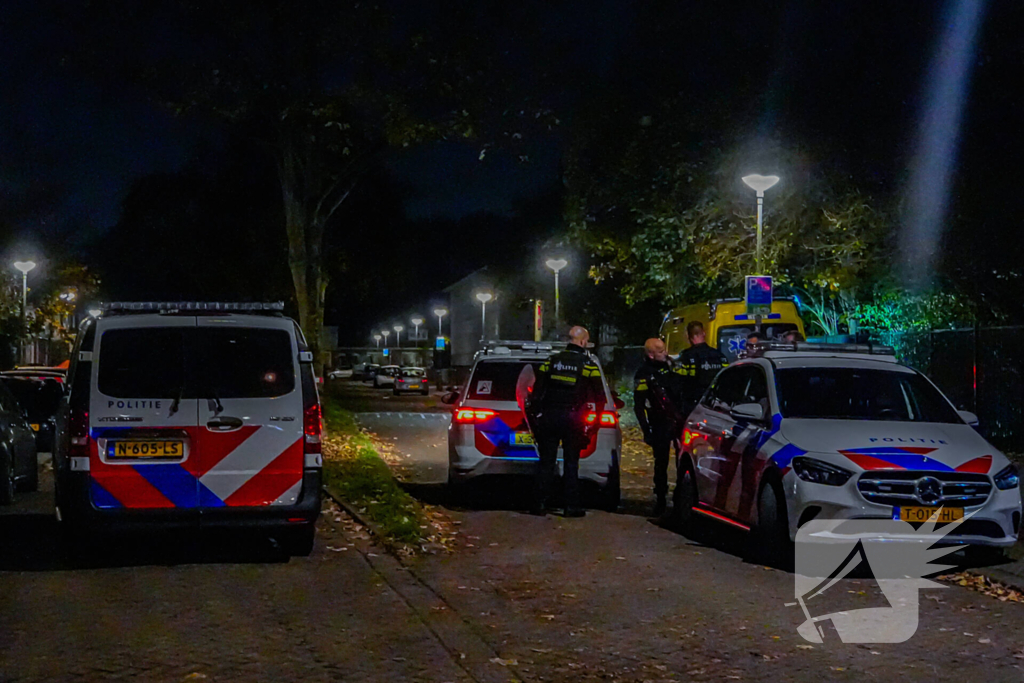 Man gewond bij steekincident, politie houdt twee verdachten aan