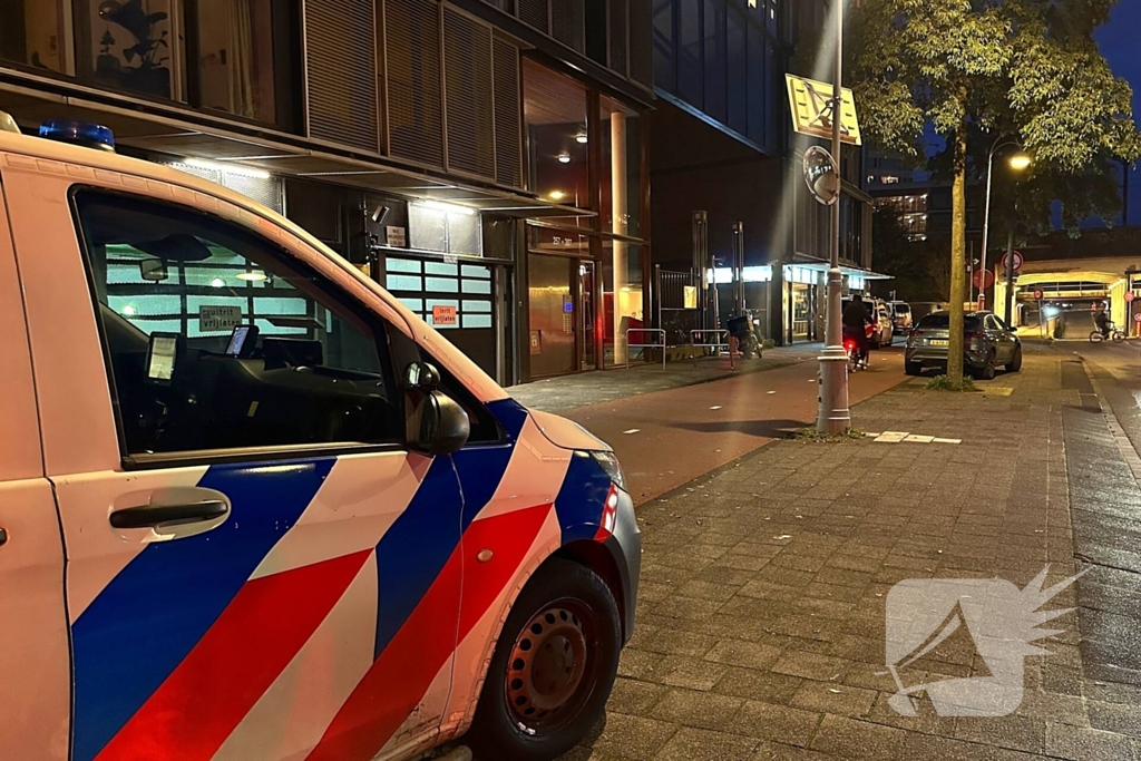 Politie schiet vrouw in been na overlastmelding in wooncomplex